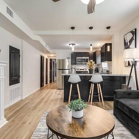 Stylish & Serene Modern Retreat Bartlesville Ngoại thất bức ảnh