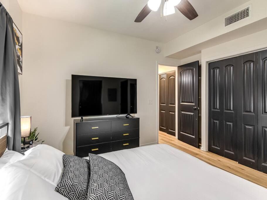 Stylish & Serene Modern Retreat Bartlesville Ngoại thất bức ảnh